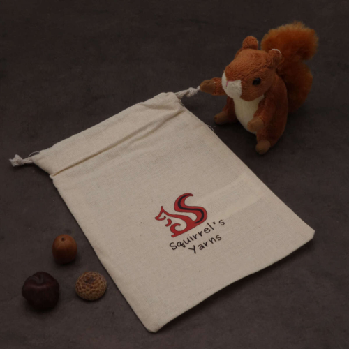 Mini pochette "Squirrel's Yarns"