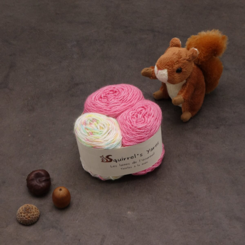 Kit Chaussettes - Tourbillon Amande Fing - Lait framboise + Petits œufs en sucre - S